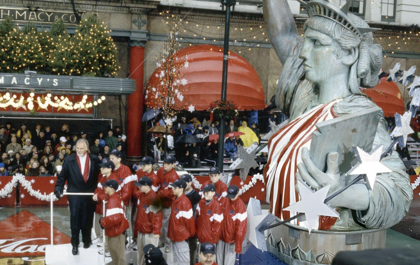 The Statue Of Liberty Float During The 1998 Macy'S Thanksgiving Day Parade.
