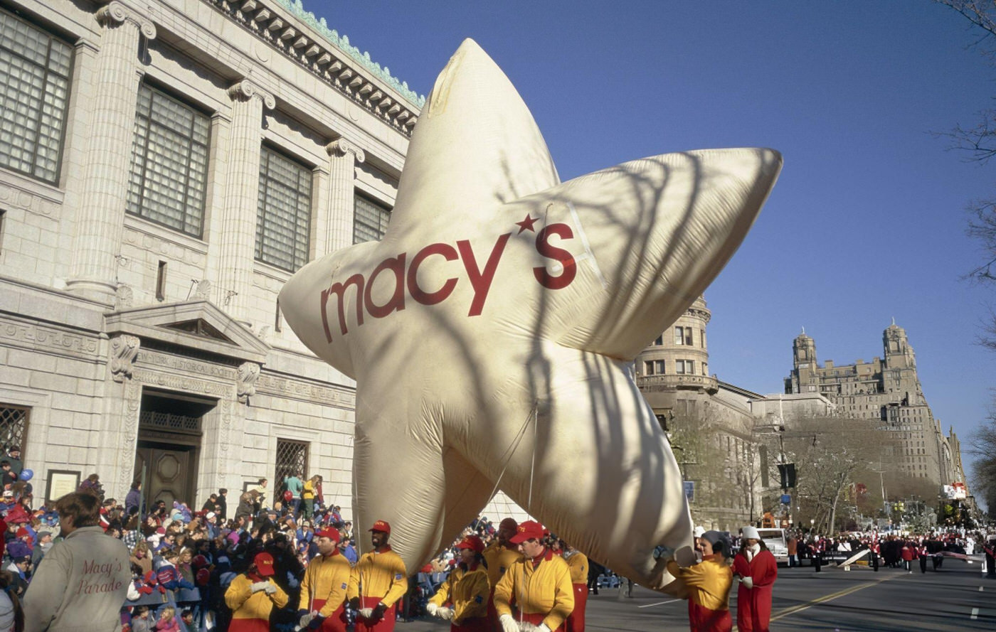 The Macy'S Star Balloon During The 1997 Macy'S Thanksgiving Day Parade.