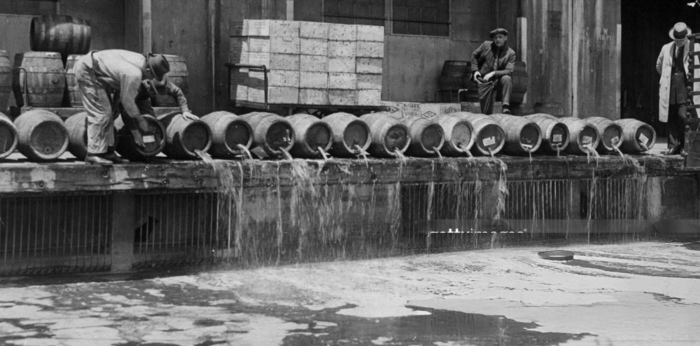 Men Drain 10,000 Barrels Of Beer Into New York Harbor During Prohibition.