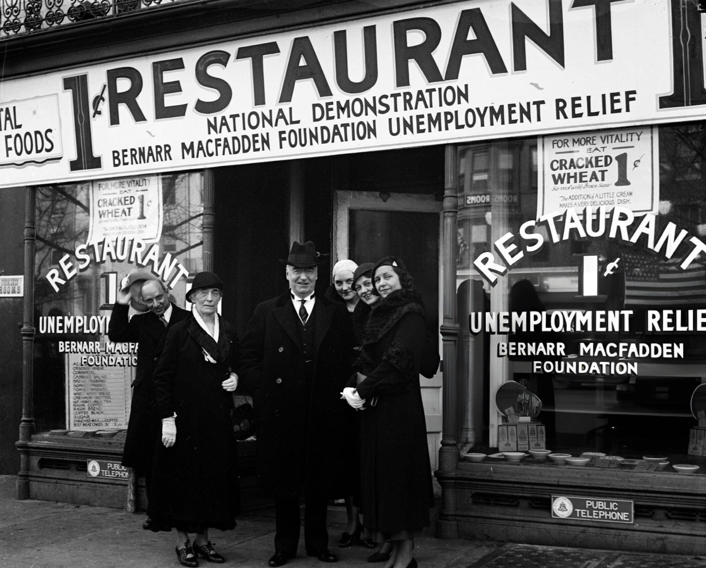 Men And Women Stand Outside Bernarr Macfadden'S 1 Cent Restaurant In New York City, 1932.