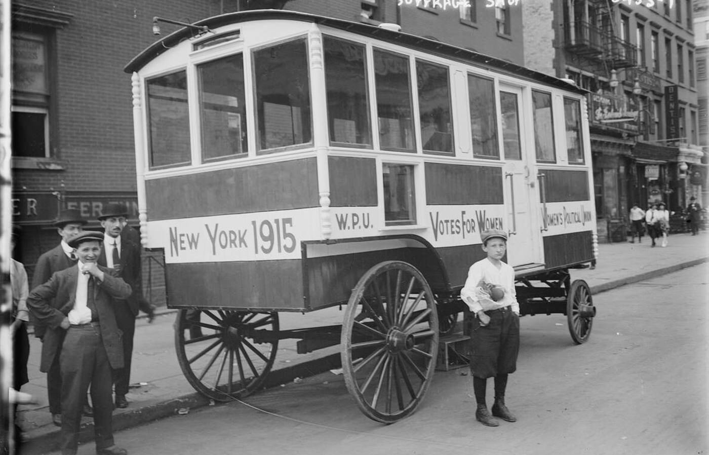 Suffrage Shop New York, 1915.