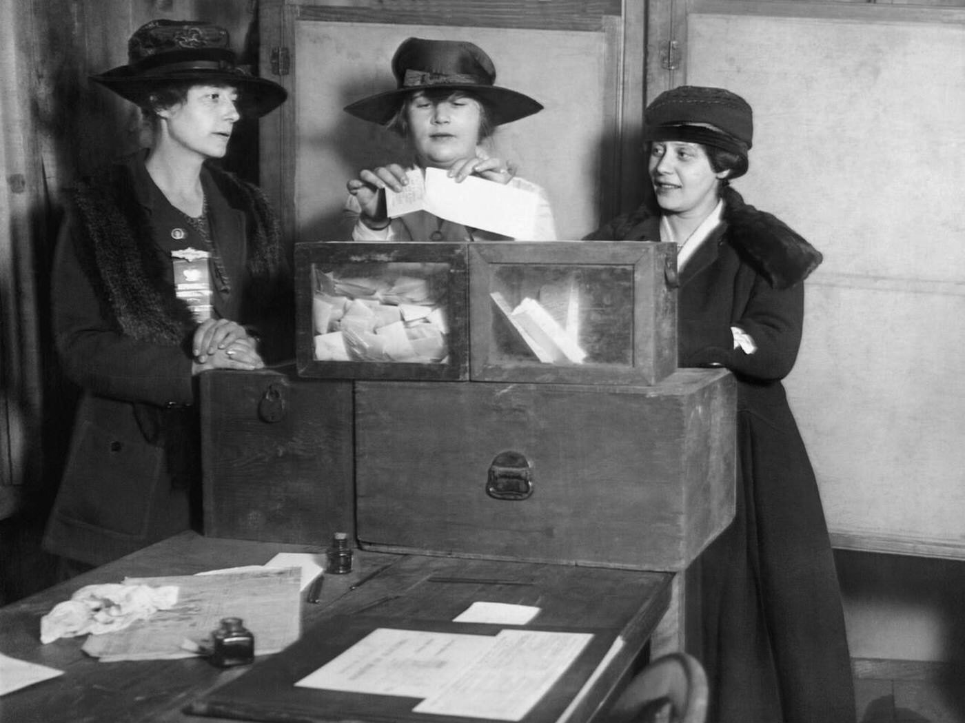 Suffragists Casting Votes In New York City, 1917.