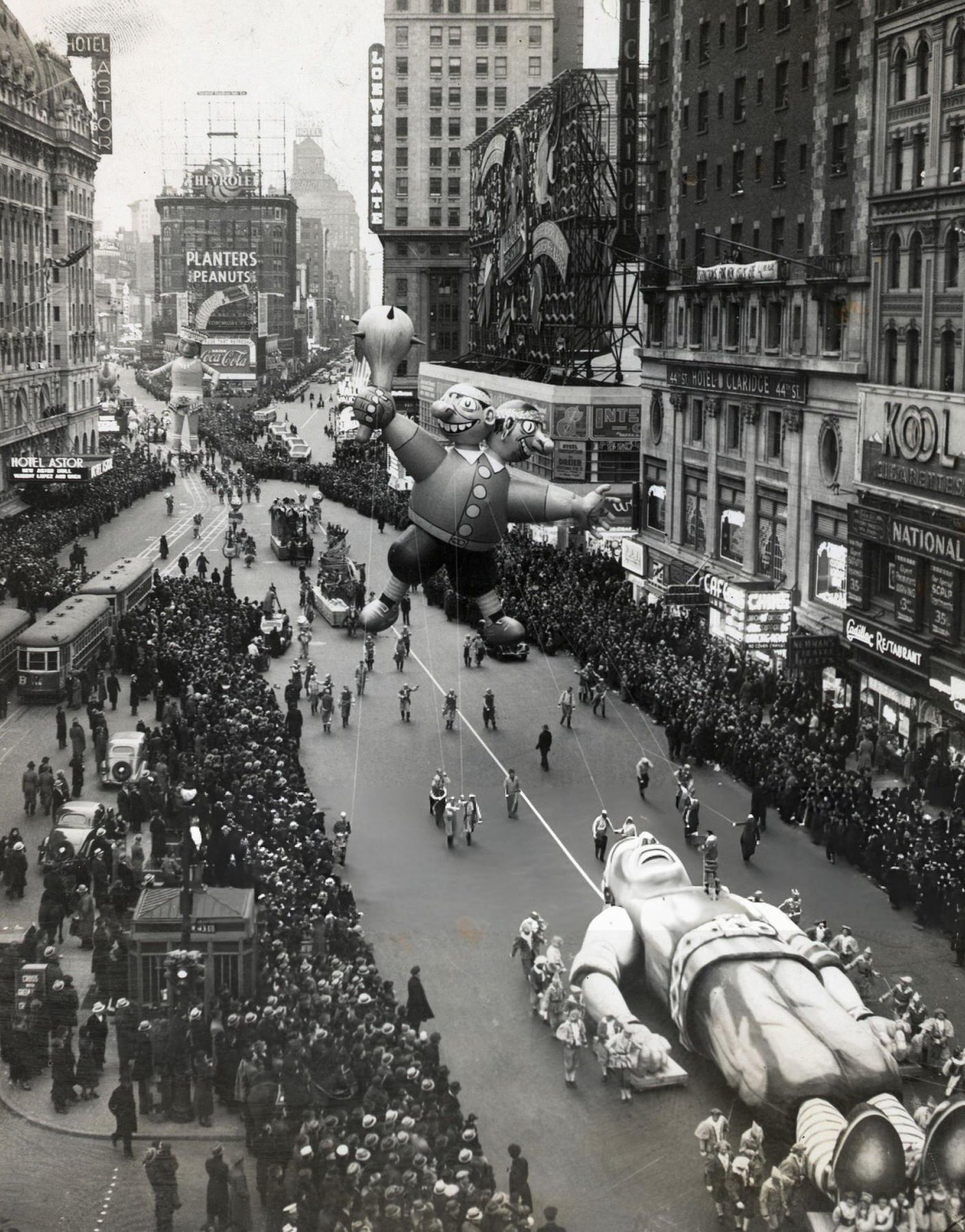 Macy'S Thanksgiving Day Parade Balloons In Times Square, November 1936.
