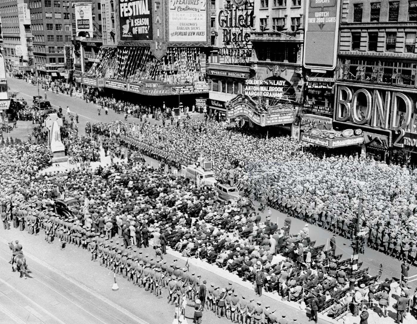 Crowds Attending The Unveiling Of The Father Duffy Statue In Times Square, May 1938.