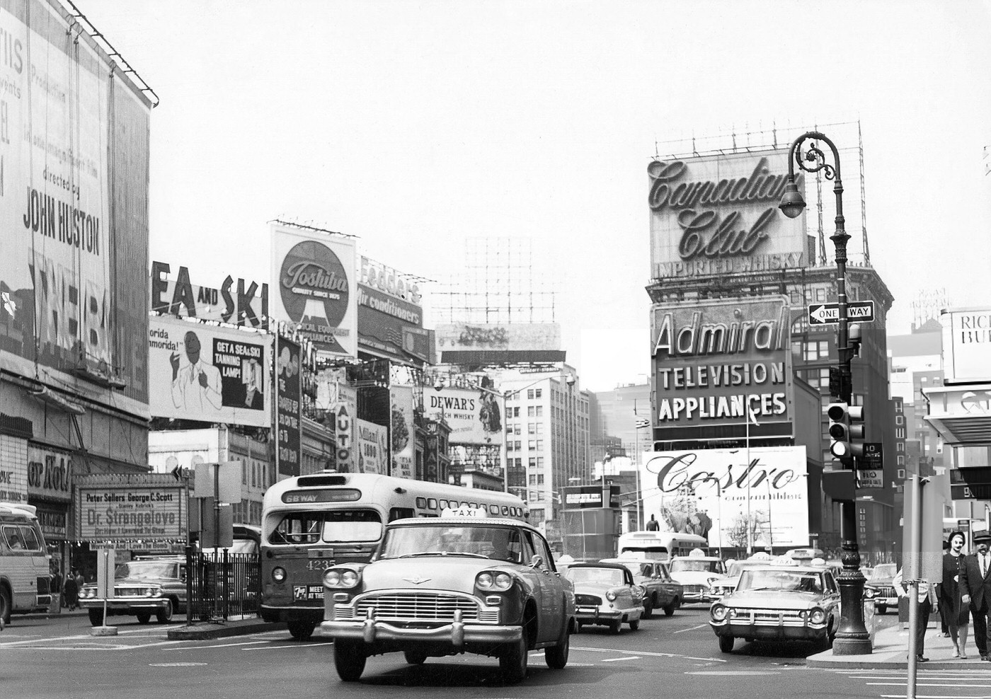 Times Square, 1964.