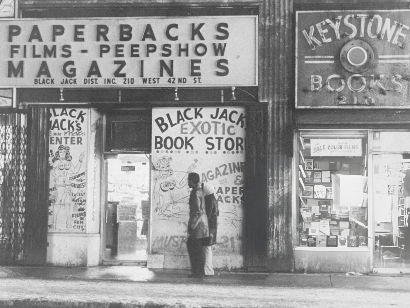 The Warner Theatre On Times Square, 1962.