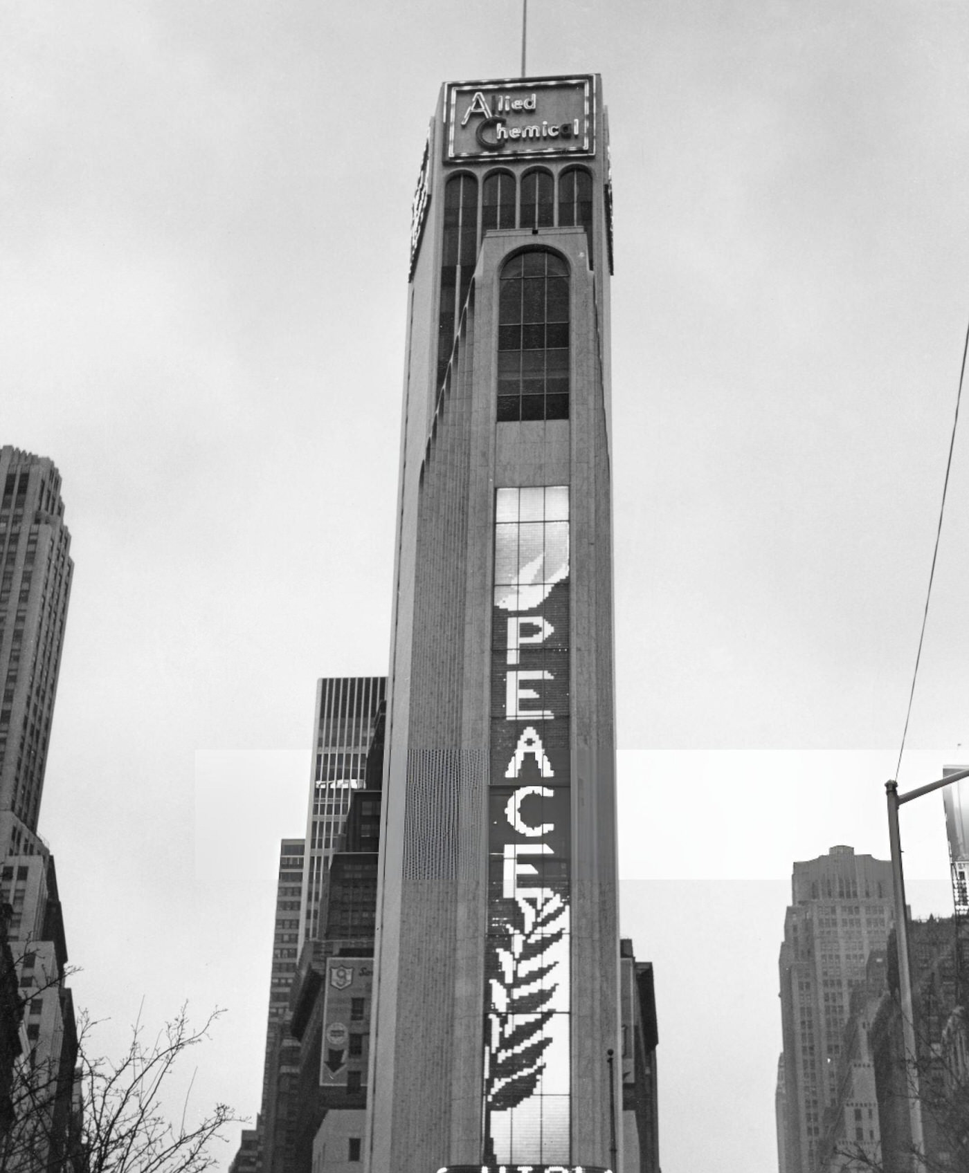 The 'Donald Duck' Balloon Takes A Bow In Times Square During Macy'S Thanksgiving Day Parade.