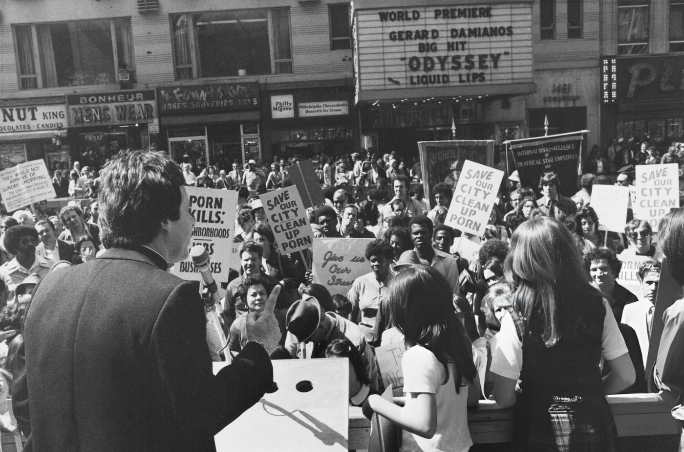 People Protest By One Times Square And The Astor Hotel Against War And Atom Bomb Testing In The Us And Russia, Circa 1965.