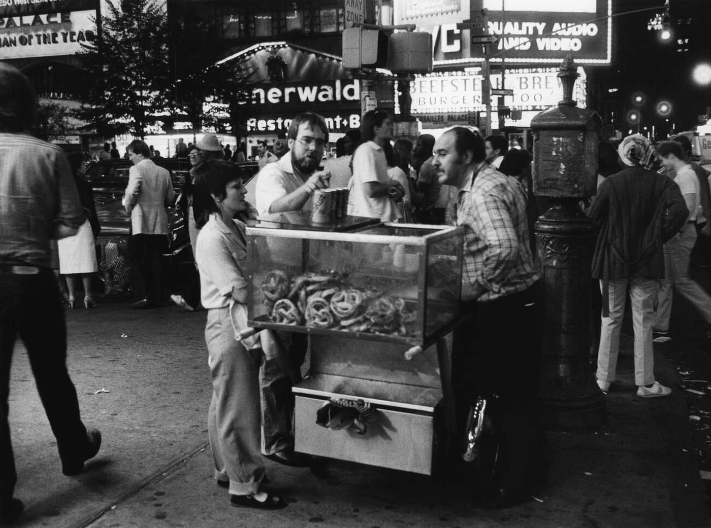 Street Food At Times Square, 1982.