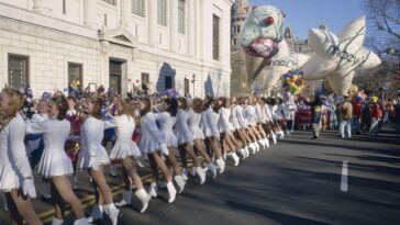 Macy Thanksgiving Day Parade 1990S