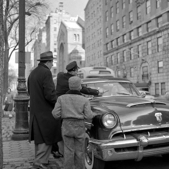 No Poses, Just Life: The Candid 1950S Street Photography That Reveals The True, Unguarded Faces Of New Yorkers