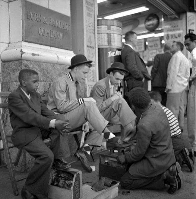 No Poses, Just Life: The Candid 1950S Street Photography That Reveals The True, Unguarded Faces Of New Yorkers