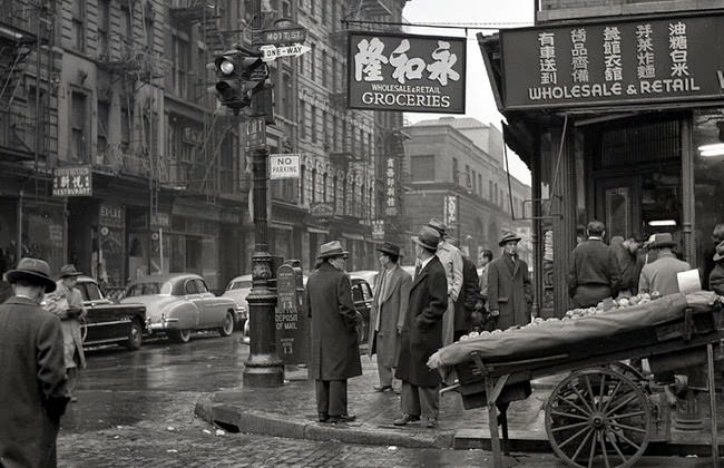 No Poses, Just Life: The Candid 1950S Street Photography That Reveals The True, Unguarded Faces Of New Yorkers