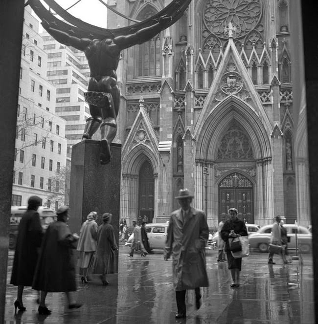 No Poses, Just Life: The Candid 1950S Street Photography That Reveals The True, Unguarded Faces Of New Yorkers