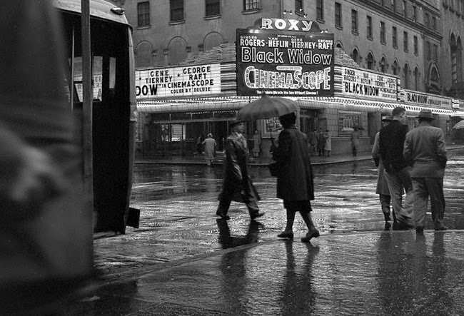 No Poses, Just Life: The Candid 1950S Street Photography That Reveals The True, Unguarded Faces Of New Yorkers
