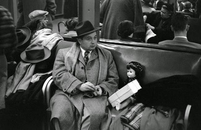 No Poses, Just Life: The Candid 1950S Street Photography That Reveals The True, Unguarded Faces Of New Yorkers