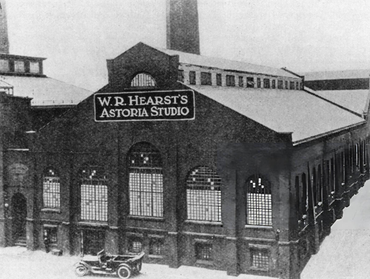 Exterior Of The W.r. Hearst Astoria Film Studio, Astoria, Queens, 1920.