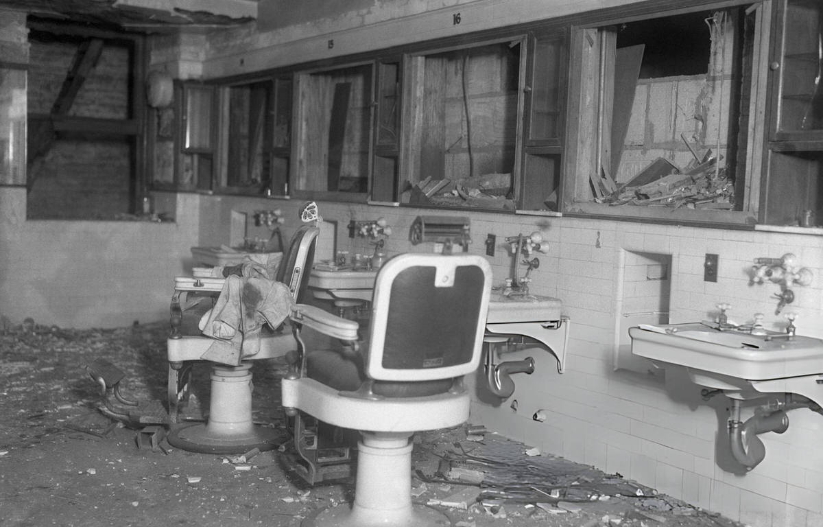 Interior Of John The Barber'S Bombed Basement Shop Near The 51St Street And Lexington Avenue Subway Station, New York, 1928.