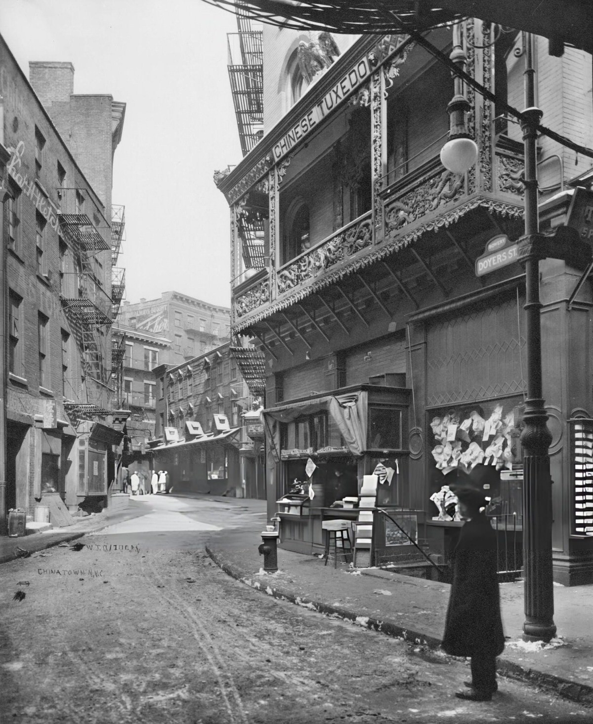 Doyers Street At The Bowery In Chinatown, New York, 1910S.