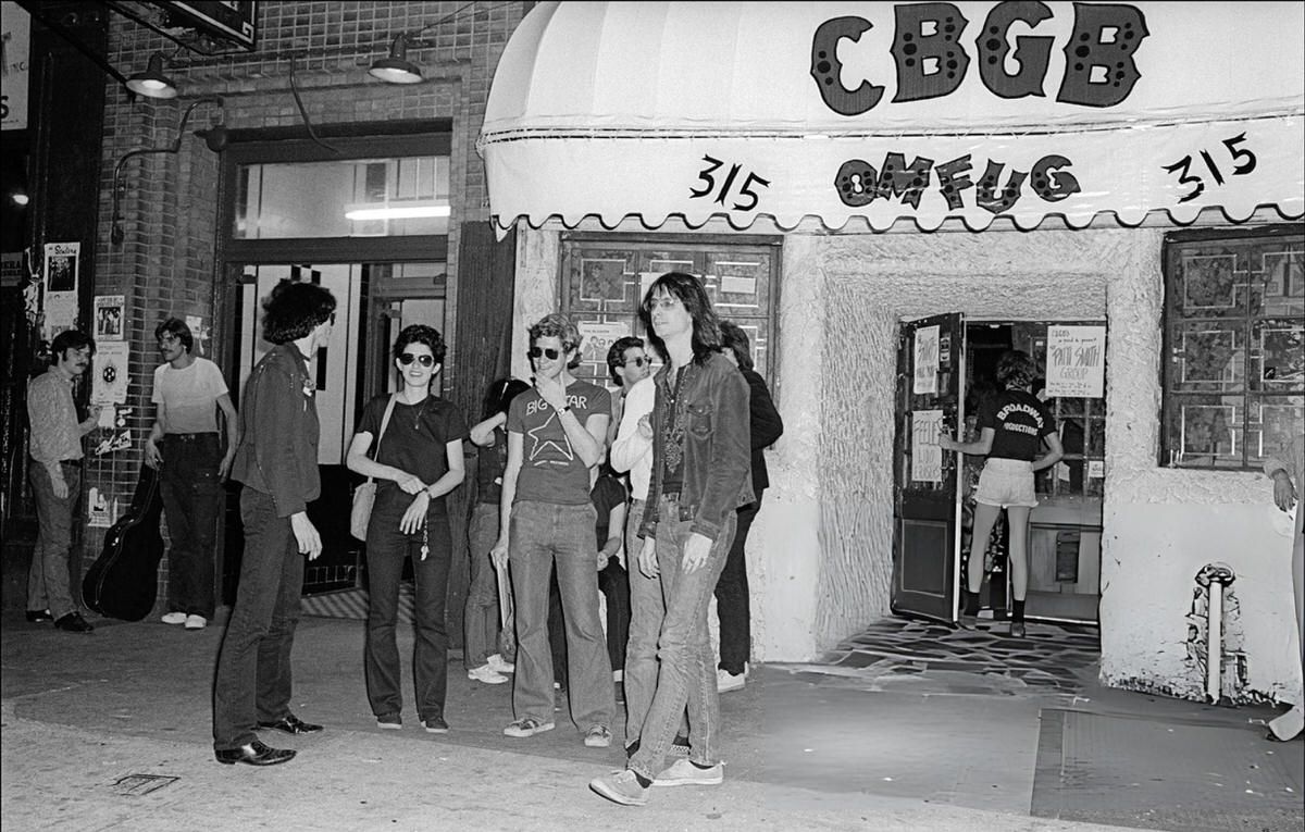 Lenny Kaye Outside Cbgb On The Bowery, New York, 1977.