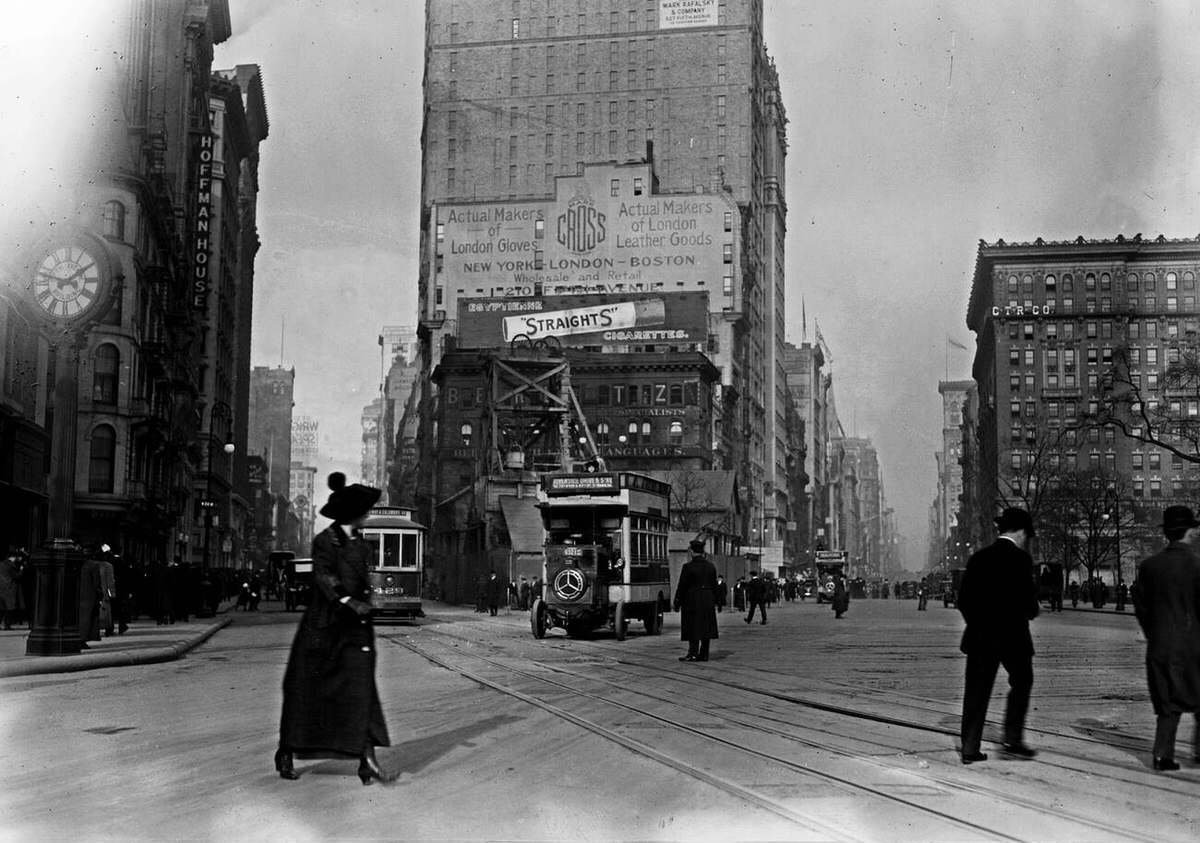 5Th Avenue And Broadway, New York, 1910S.