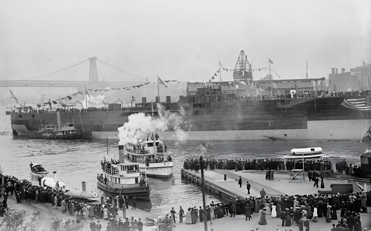 Launch Of The Battleship Uss Florida At The Brooklyn Navy Yard, 1910.