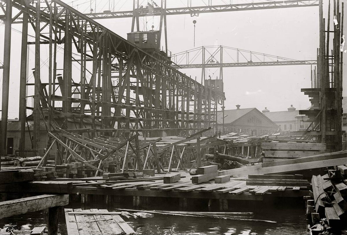 Laying The Keel Of The Uss New York At The Brooklyn Navy Yard, 1912.