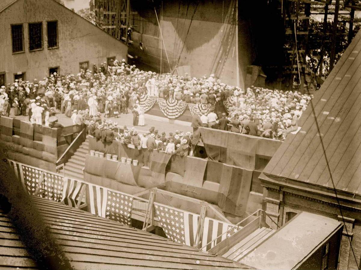 Launch Of The Battleship Uss Arizona At The Brooklyn Navy Yard, 1916.