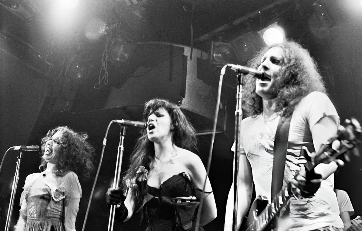 Dmz Outside Cbgb, New York, 1978.