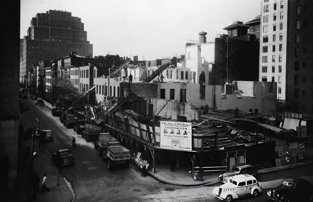 Construction Of An Apartment Building At 7Th Avenue And 15Th Street, Chelsea, 1940.