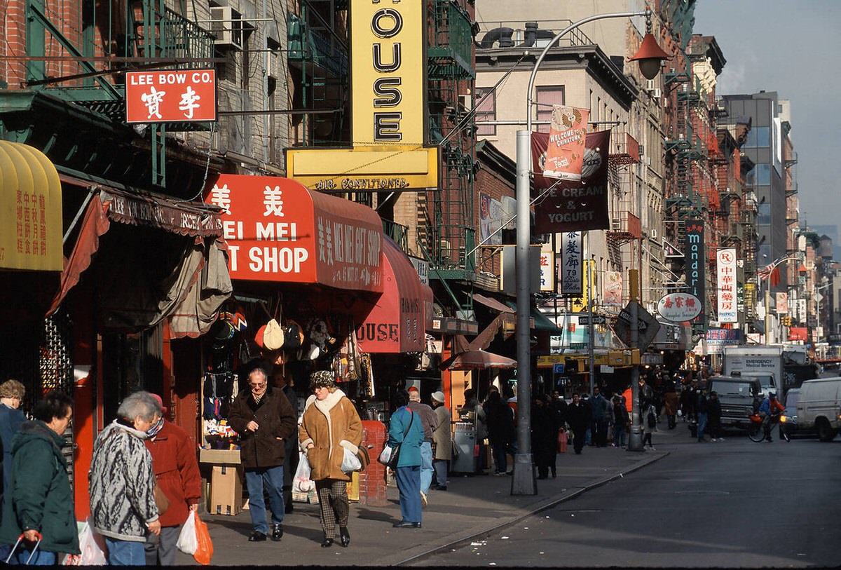 Division Street, Chinatown, 1999.