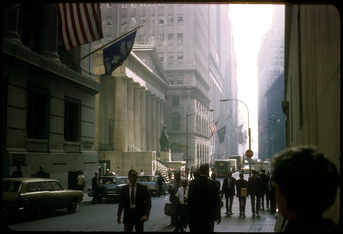 U.s. Treasury On Broadway In The Afternoon Light, New York, 1968.