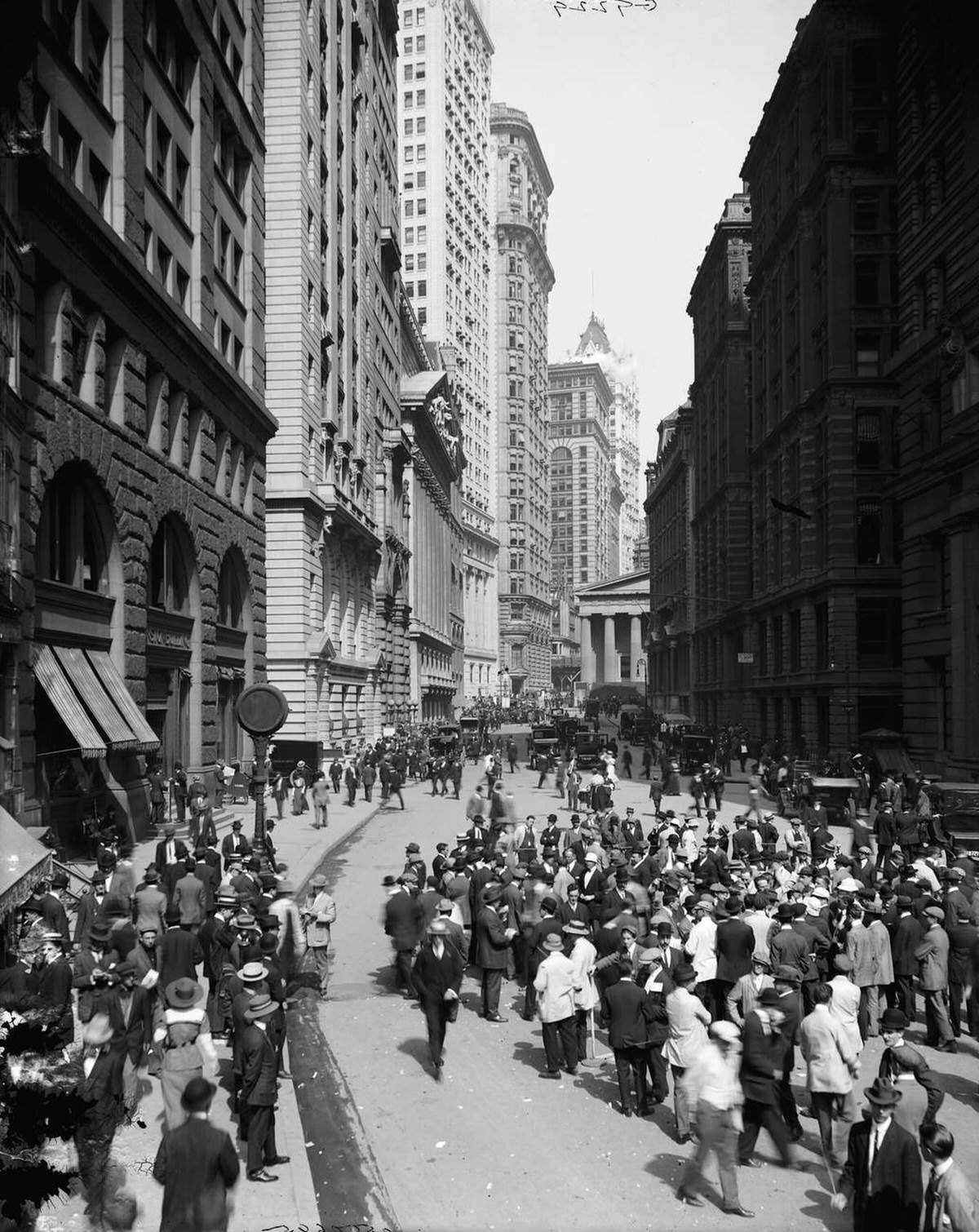Curb Exchange Trading On Broad Street, New York, 1915.