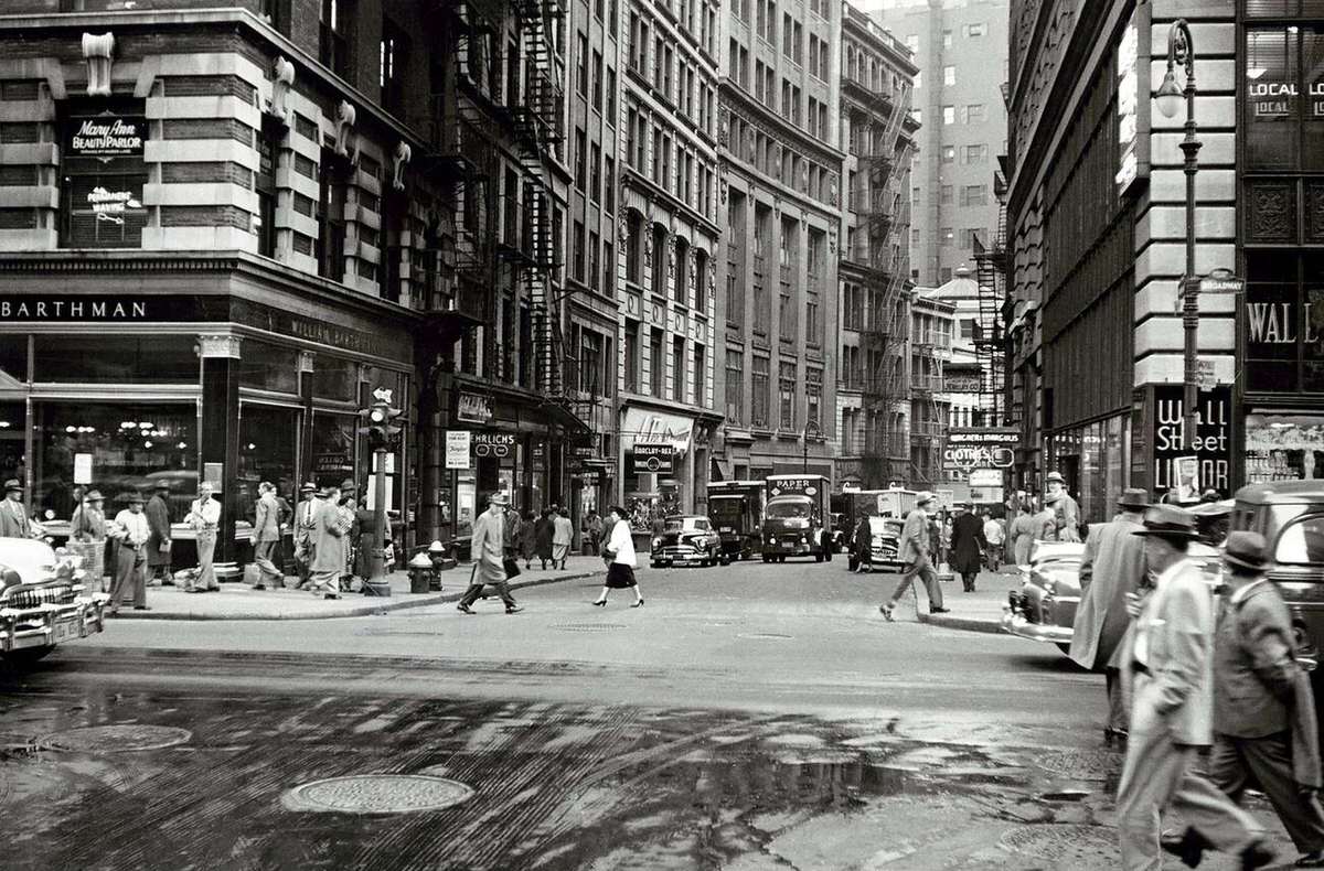 Intersection Of Maiden Lane And Broadway Viewed From Cortlandt Street, 1952.