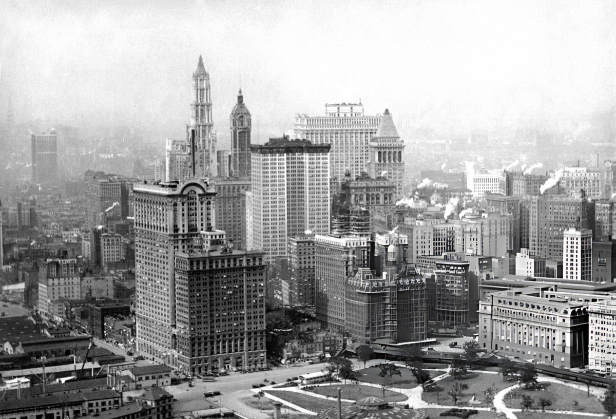 View North From Battery Park Toward The Singer Building And Equitable Building, 1915.