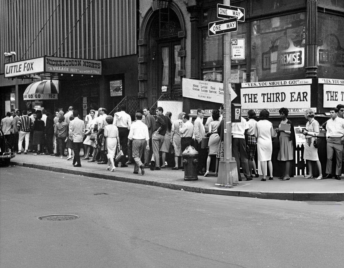 Crowds Outside The Little Fox Theatre And Cafe Au Go Go On Bleecker Street, 1965.