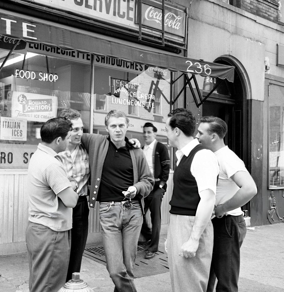 Steve Mcqueen Visiting His Old Haunts In Greenwich Village, 1960.
