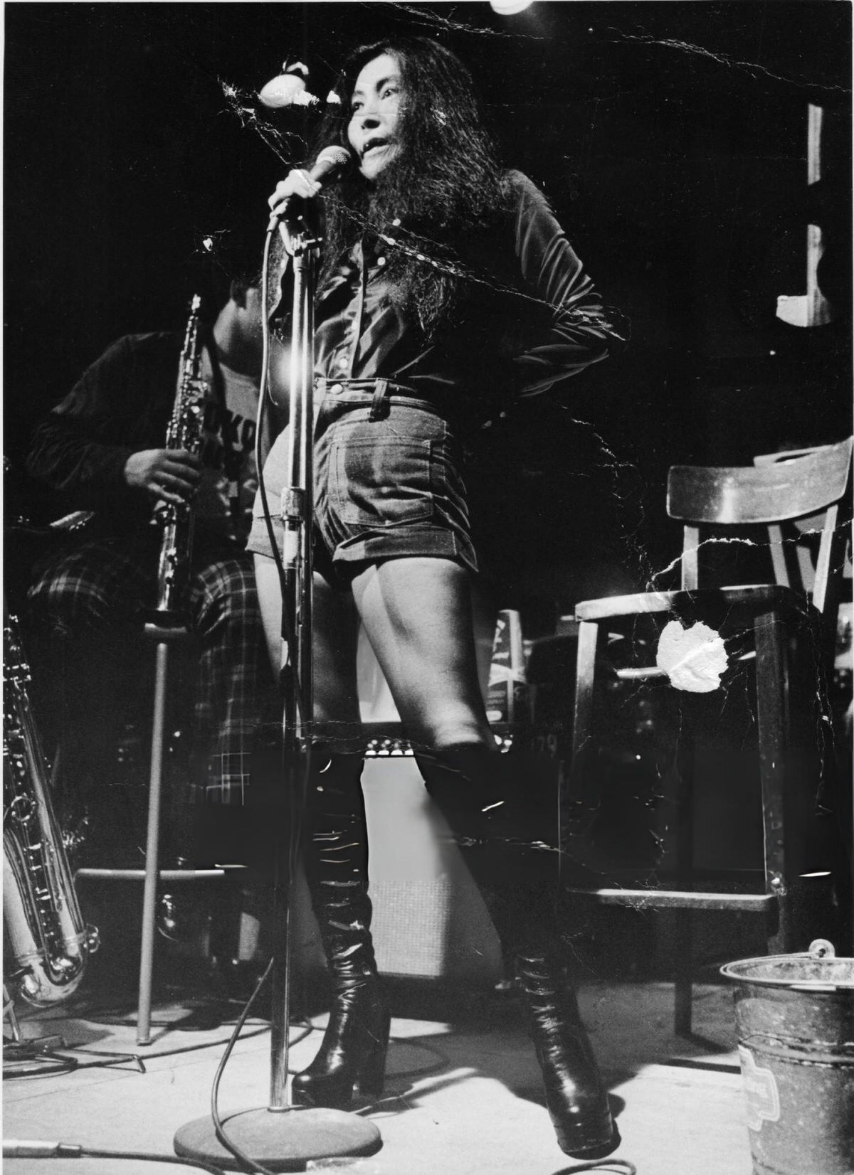 Yoko Ono Performing At Kenny'S Castaways On Bleecker Street, 1973.