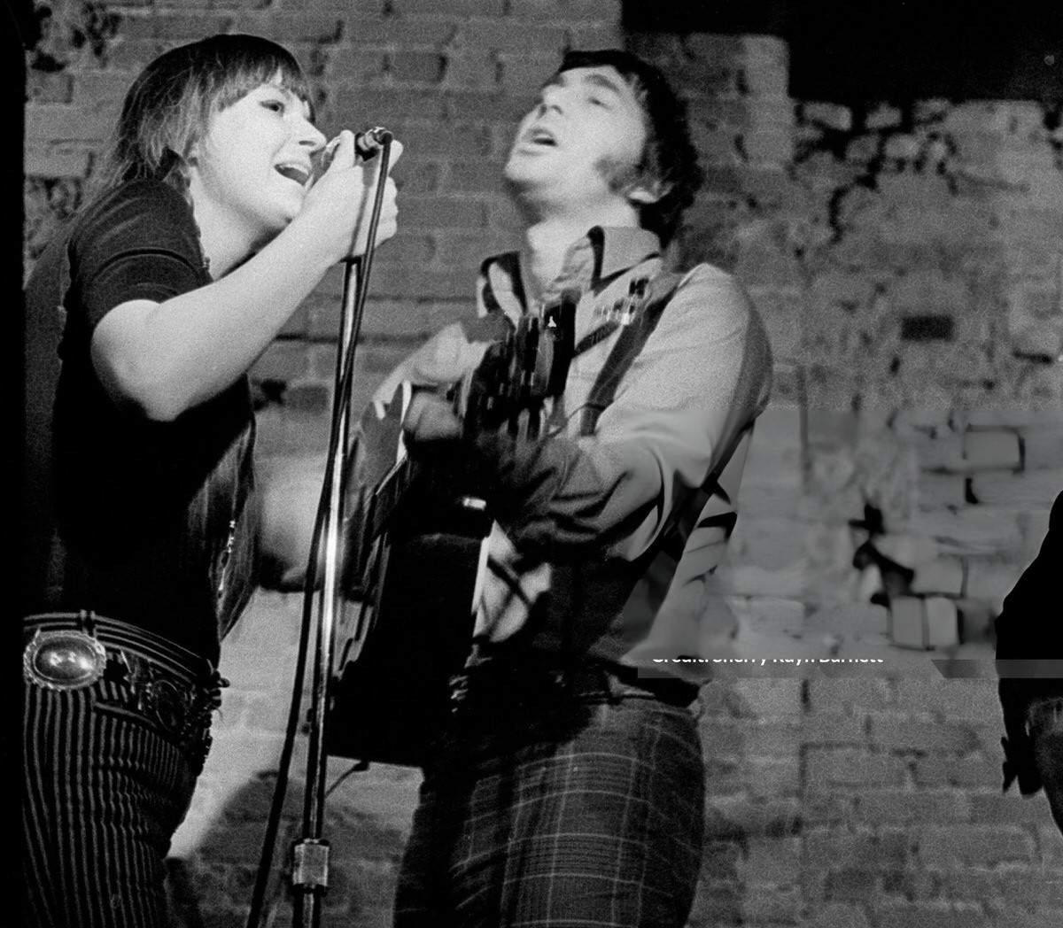Ian And Sylvia Performing At The Bitter End, New York, 1970.