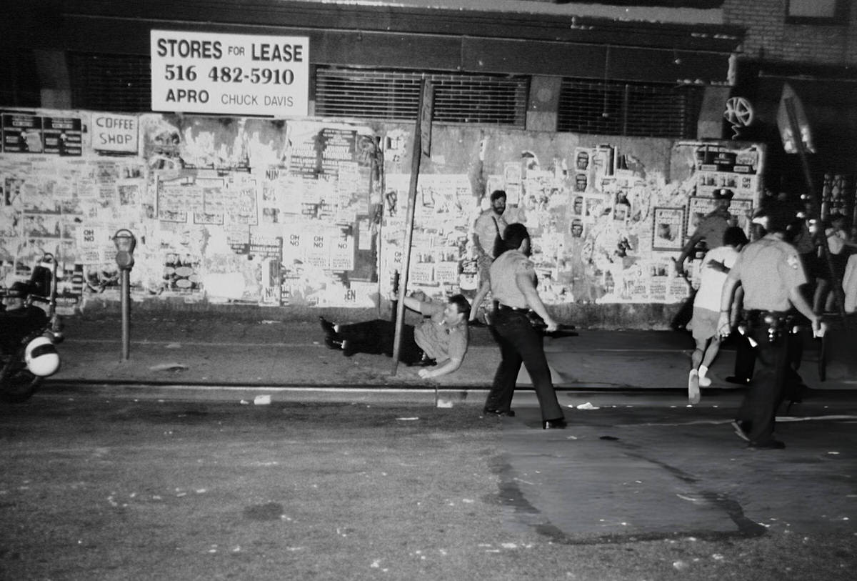 Police Responding To A Disturbance At Tompkins Square Park, 1988.