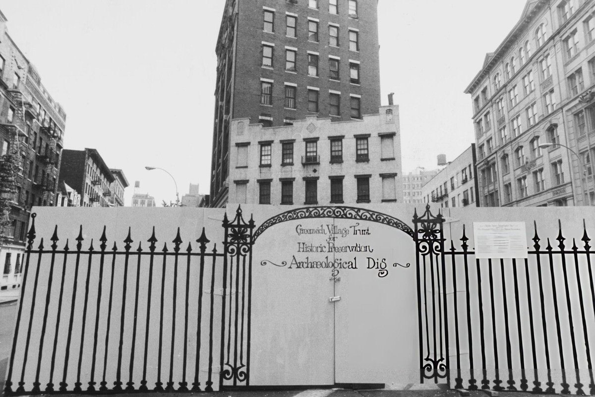 Archaeological Dig By The Greenwich Village Trust In Sheridan Square, 1982.