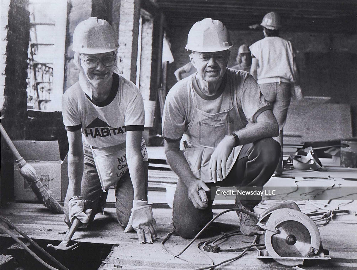 Jimmy And Rosalynn Carter Renovating A Tenement On East 6Th Street, East Village, 1984.