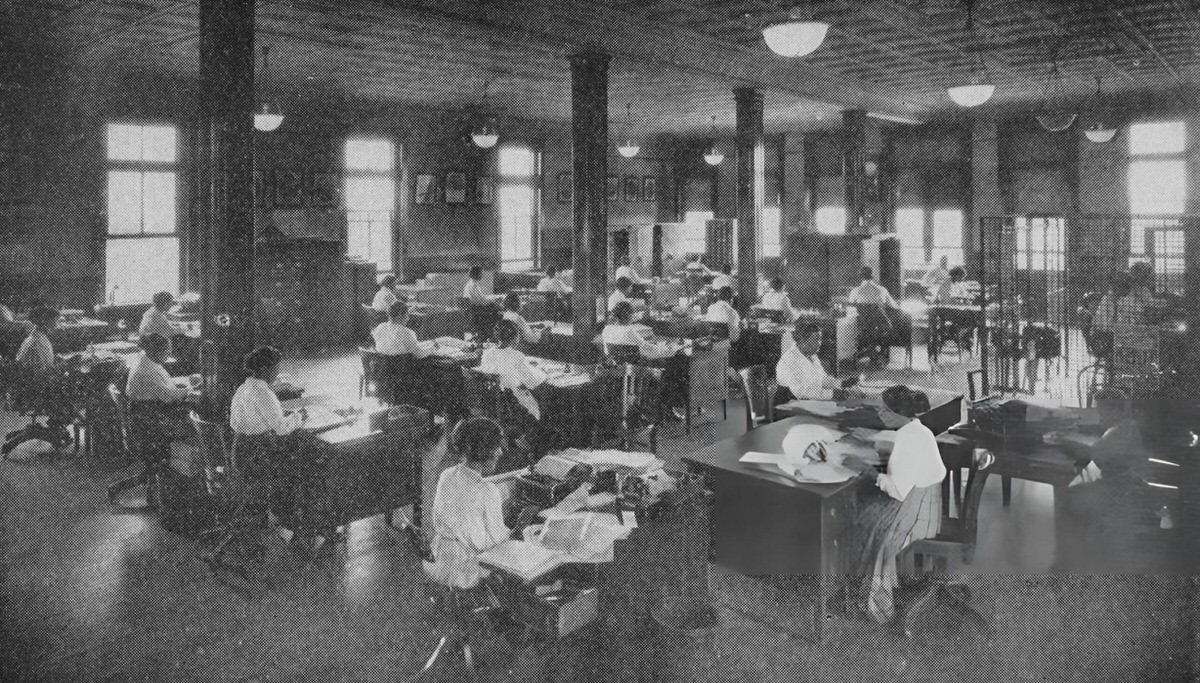 Office Staff Of The Independent Order Of St. Luke, 1922.