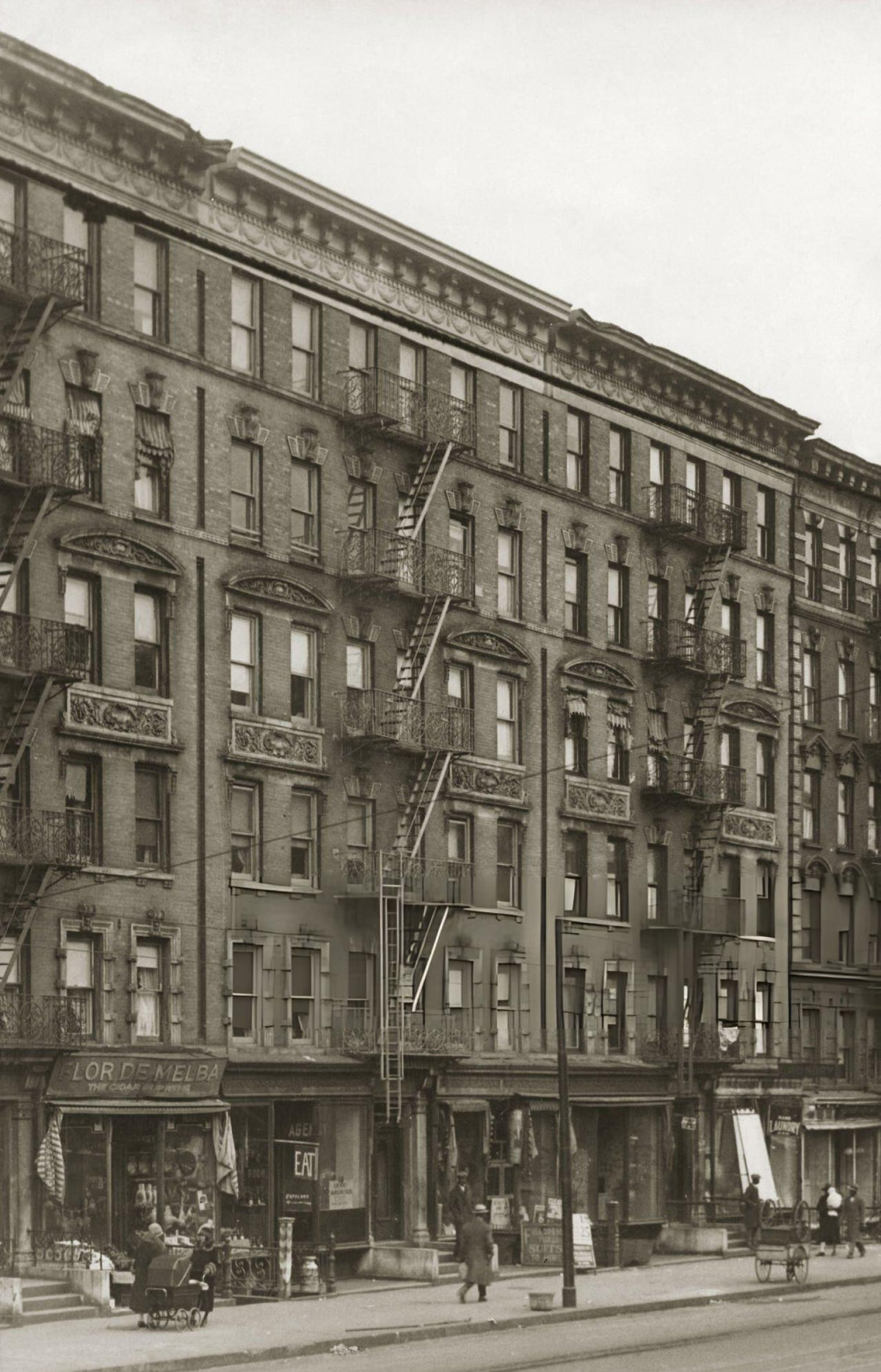 Street In Harlem, 1925.