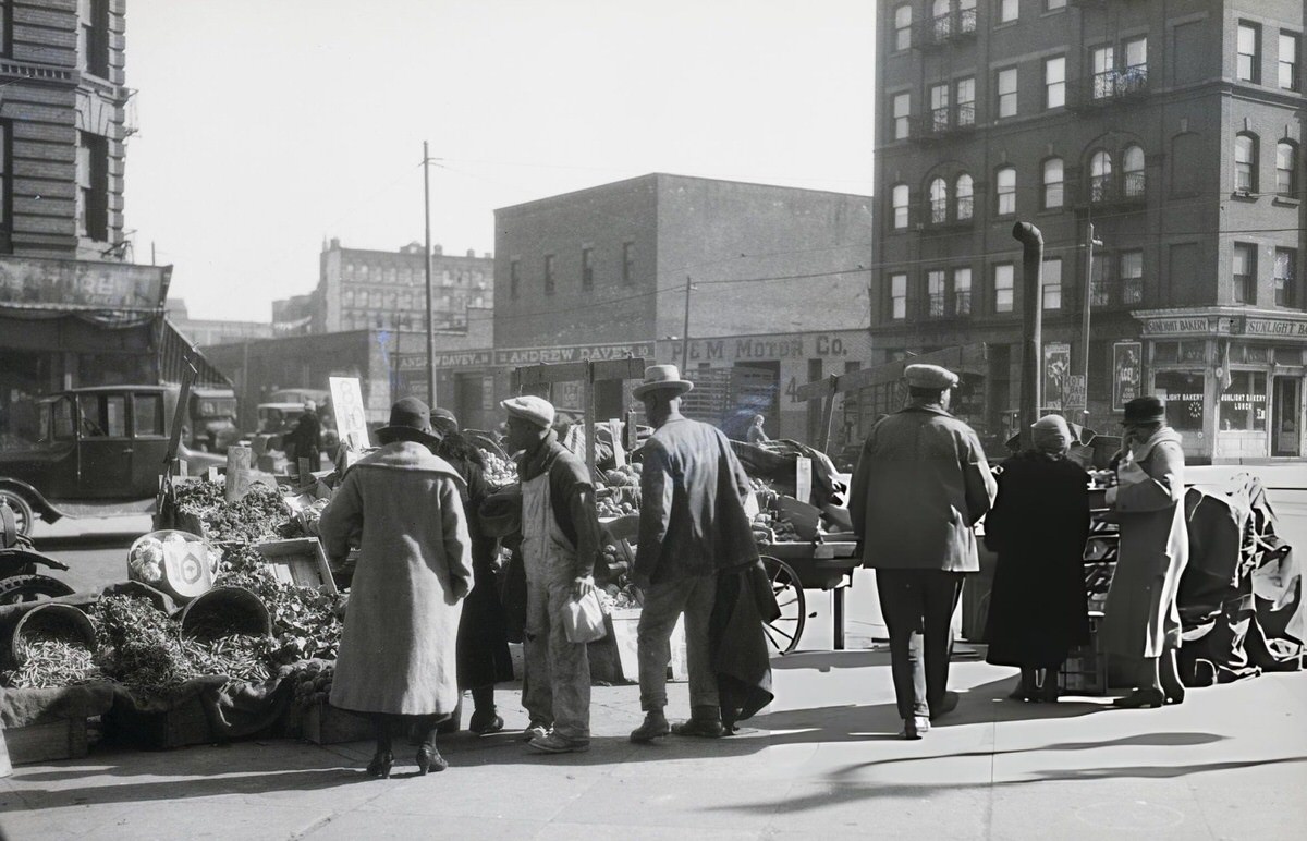 Market On 5Th Avenue And 135Th Street, Harlem, 1927.