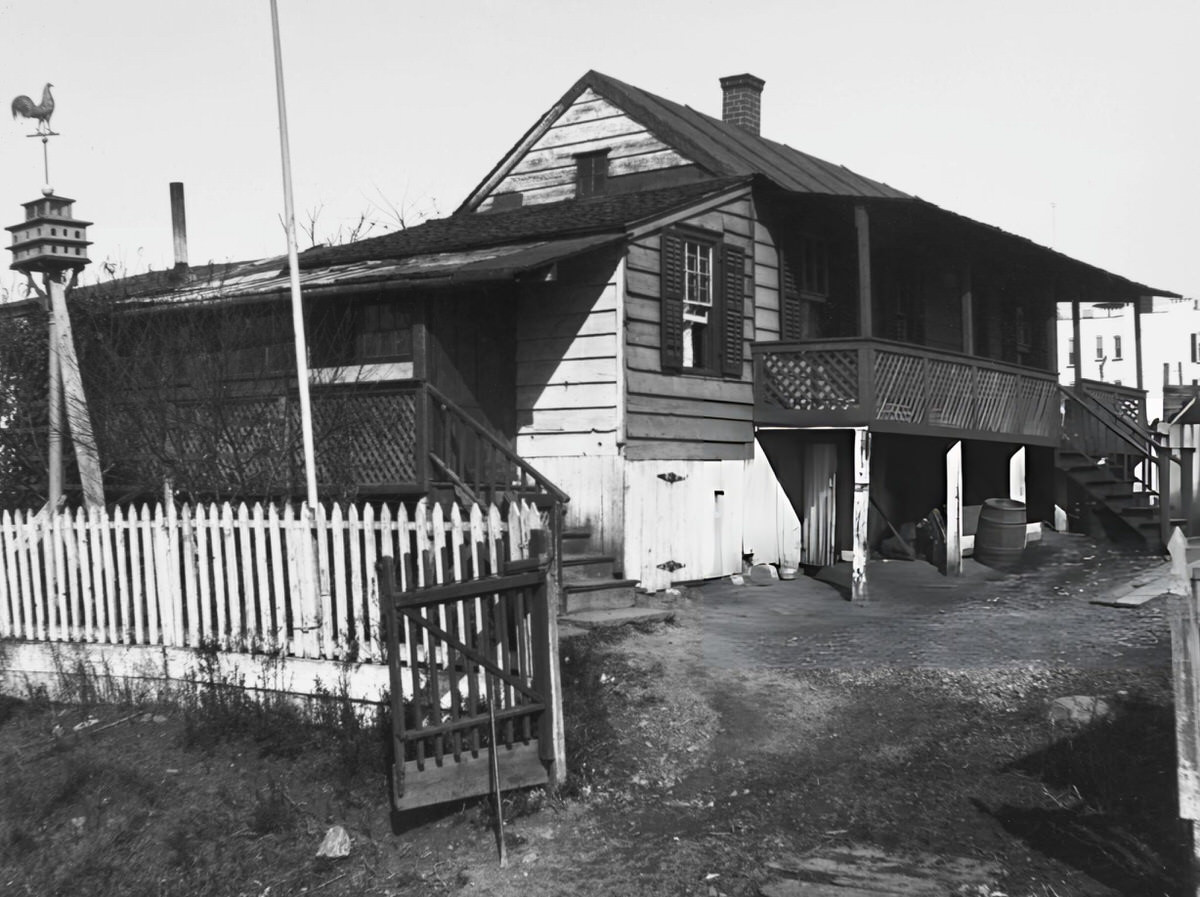 Wood-Built Property At 118Th Street And Fifth Avenue, East Harlem, 1895.