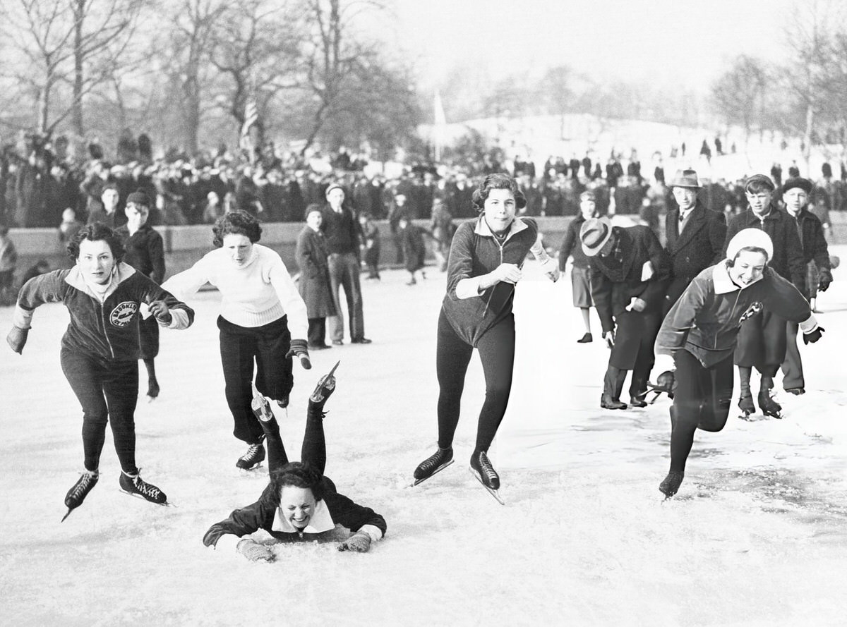 Entrants In The Girls' Intermediate Class During The Silver Skates Derby In Central Park, New York, 1930.
