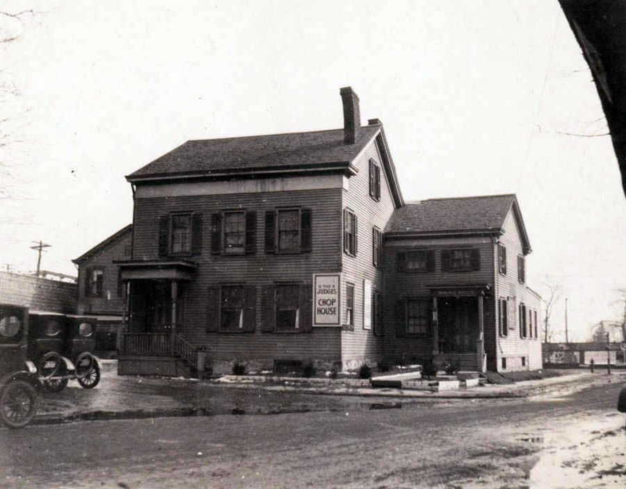 John Mcloughlin House And Judges Chop House On The East Side Of Beaver Street, 1923.