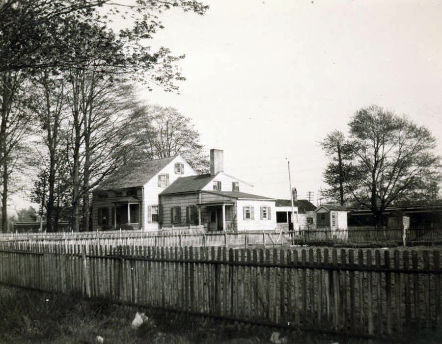 John B. Golder House On Jericho Turnpike At 215Th Place, Queens Village, 1923.