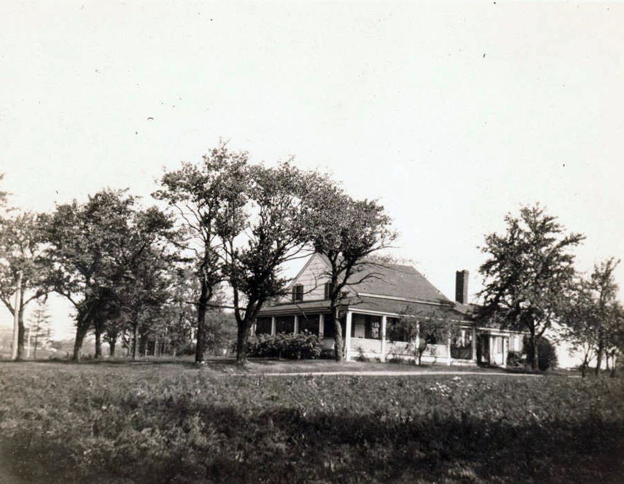 John C. Hendrickson House On The West Side Of Springfield Road, 1922.